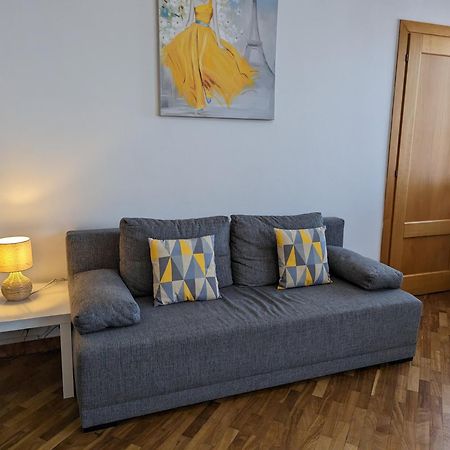 3-Bedroom Apt In Town Square Wroclaw Dış mekan fotoğraf