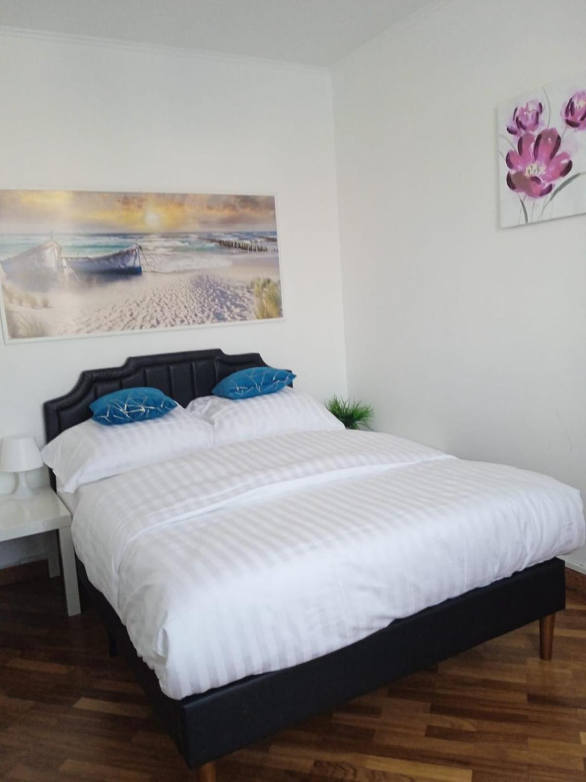 3-Bedroom Apt In Town Square Wroclaw Dış mekan fotoğraf