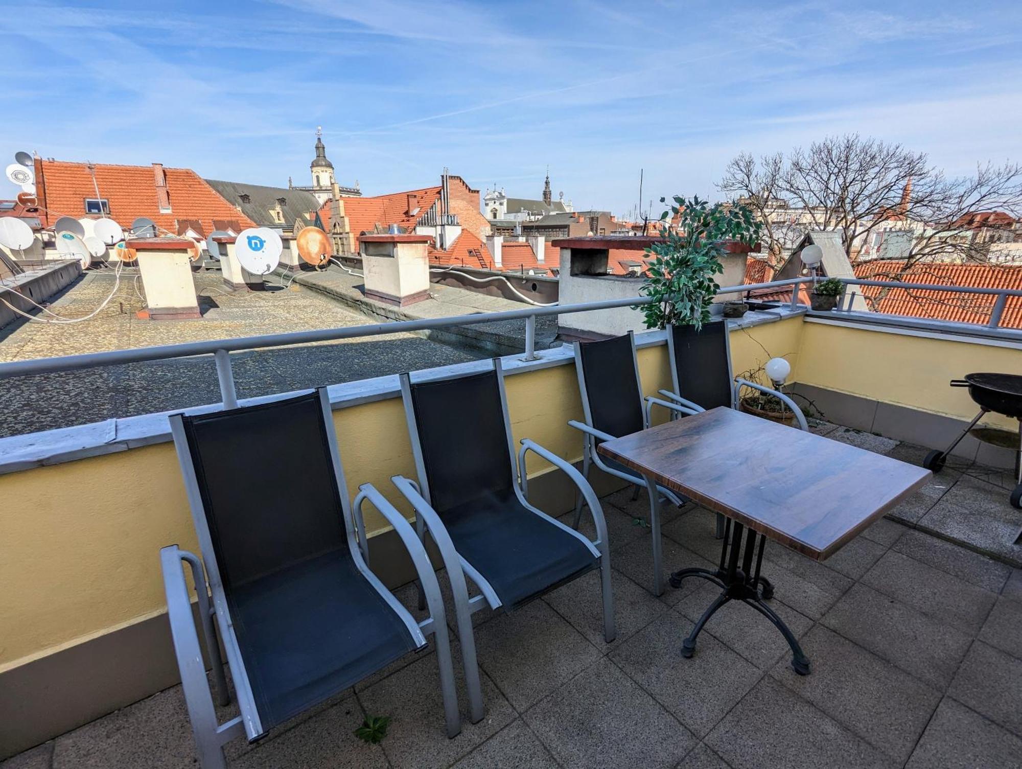 3-Bedroom Apt In Town Square Wroclaw Dış mekan fotoğraf